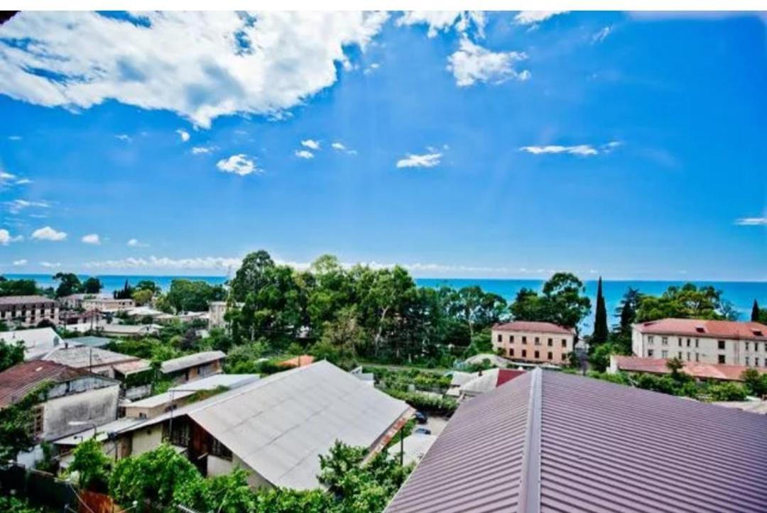 Эко-Отель Гагра Gagra Exterior foto