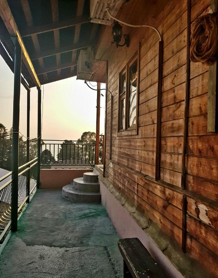 Эко-Отель Гагра Gagra Exterior foto